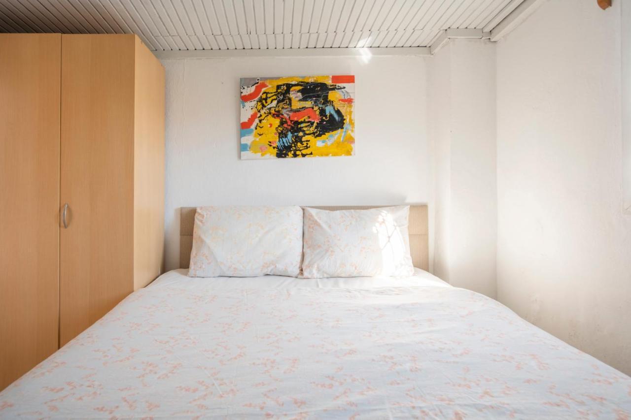 Central, Cozy, 15 Min Walk To The Beach, Fast Wi-Fi, Free Parking, 4Ppl Bodrum ภายนอก รูปภาพ