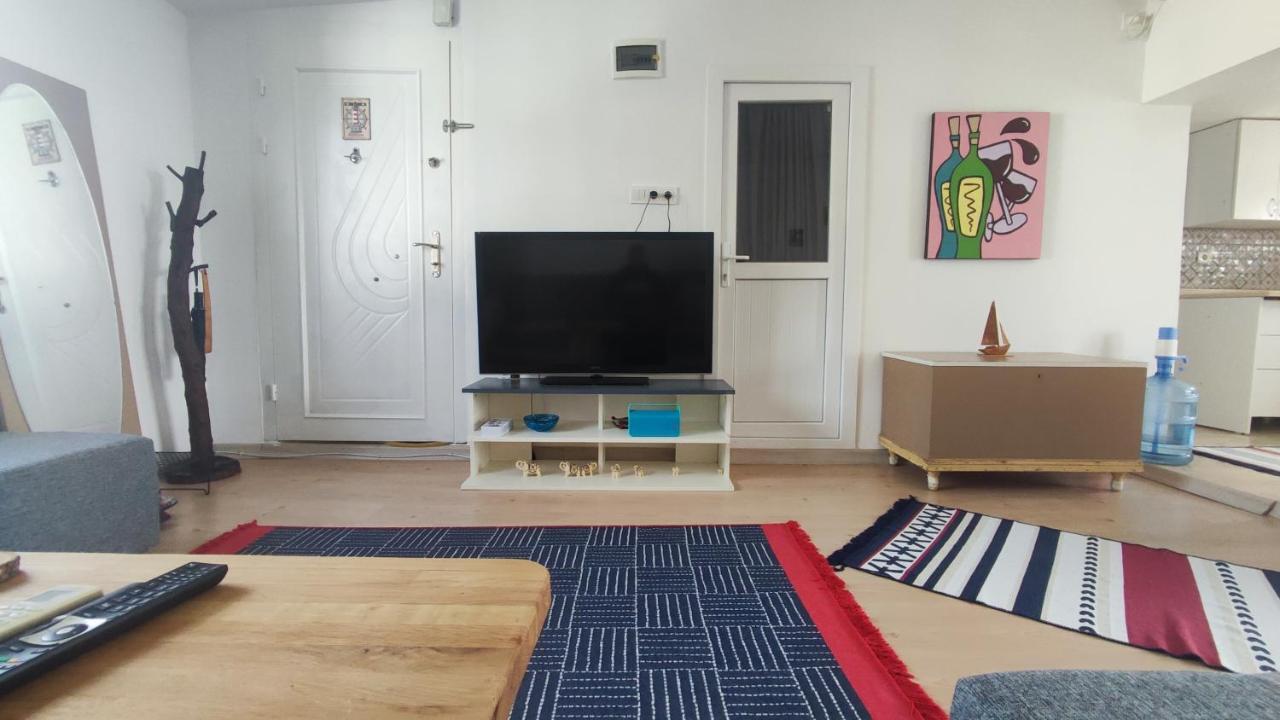 Central, Cozy, 15 Min Walk To The Beach, Fast Wi-Fi, Free Parking, 4Ppl Bodrum ภายนอก รูปภาพ