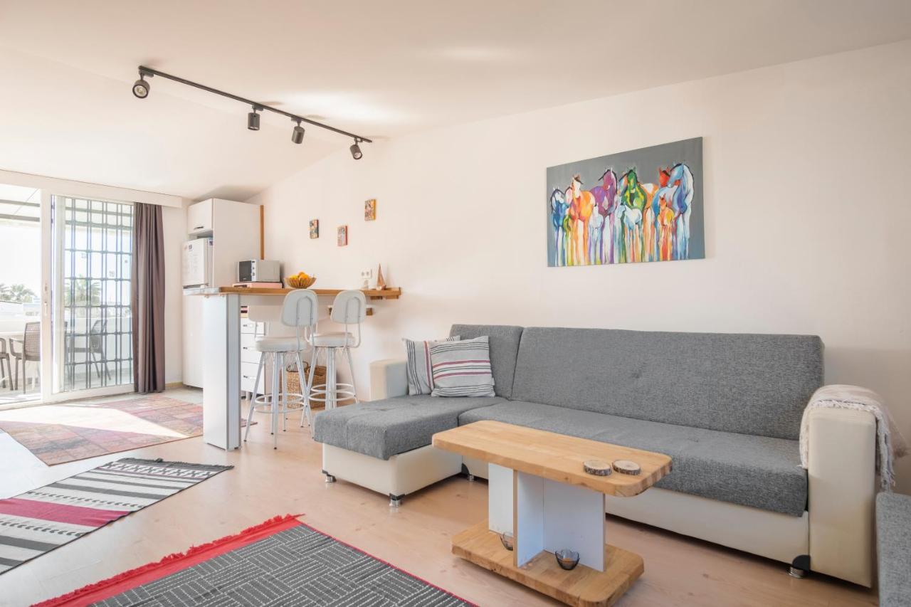 Central, Cozy, 15 Min Walk To The Beach, Fast Wi-Fi, Free Parking, 4Ppl Bodrum ภายนอก รูปภาพ