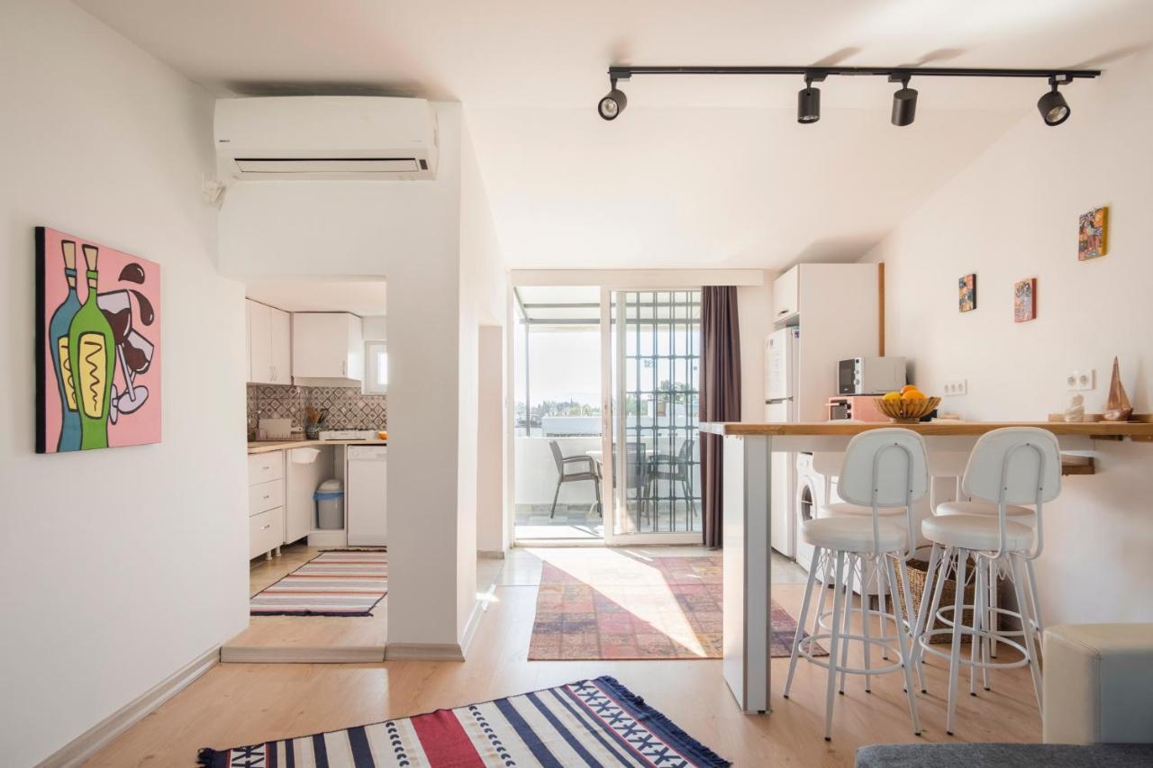 Central, Cozy, 15 Min Walk To The Beach, Fast Wi-Fi, Free Parking, 4Ppl Bodrum ภายนอก รูปภาพ
