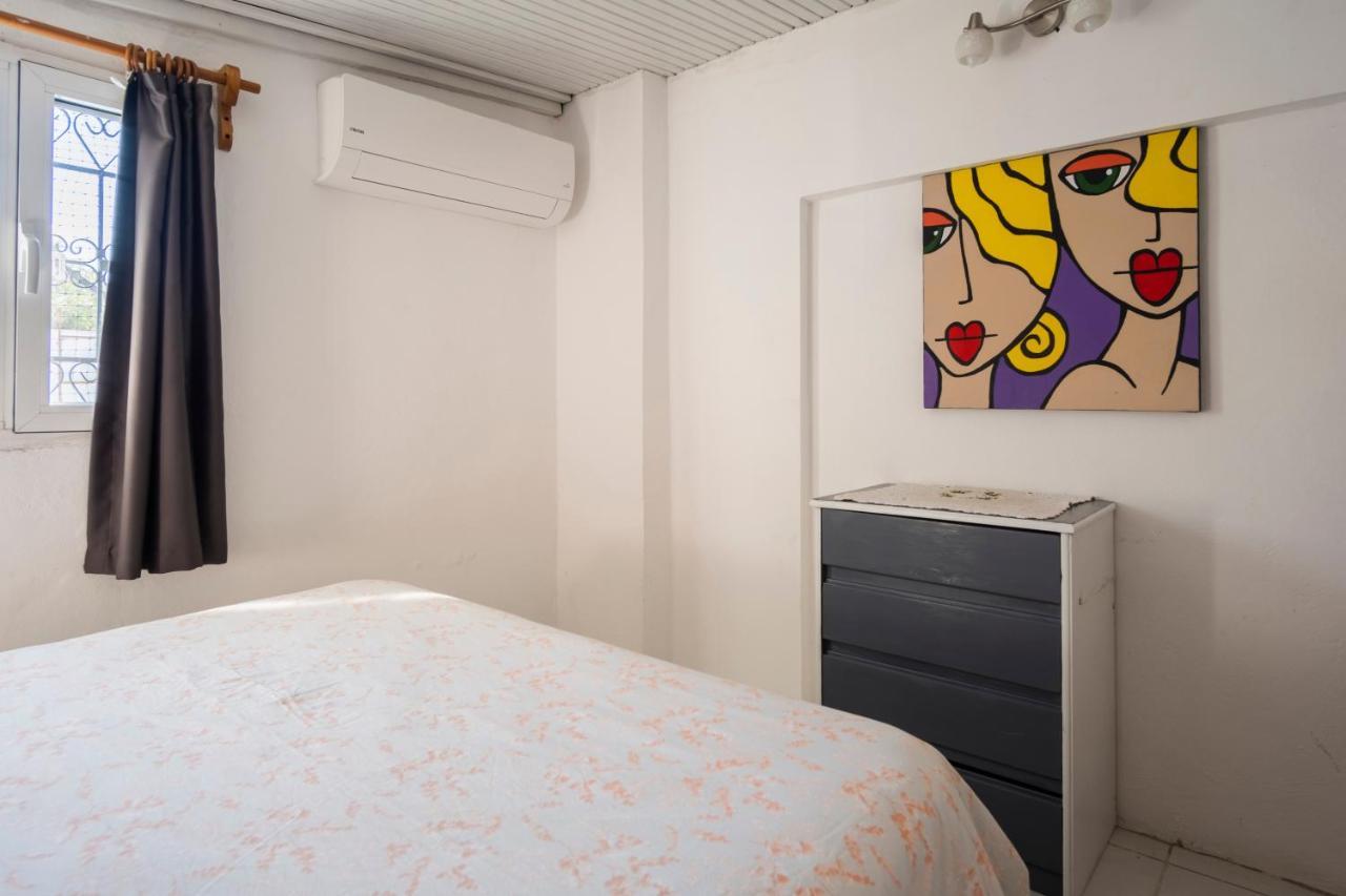 Central, Cozy, 15 Min Walk To The Beach, Fast Wi-Fi, Free Parking, 4Ppl Bodrum ภายนอก รูปภาพ