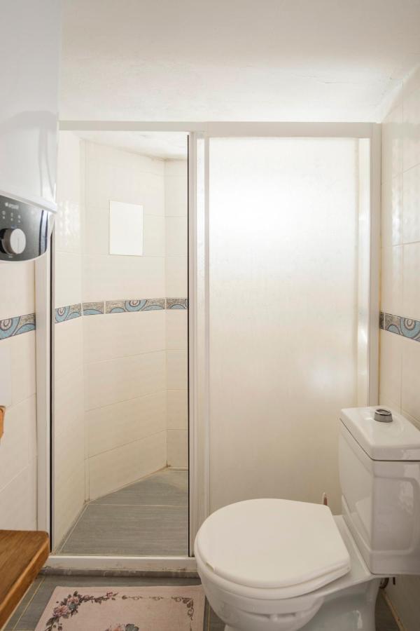 Central, Cozy, 15 Min Walk To The Beach, Fast Wi-Fi, Free Parking, 4Ppl Bodrum ภายนอก รูปภาพ